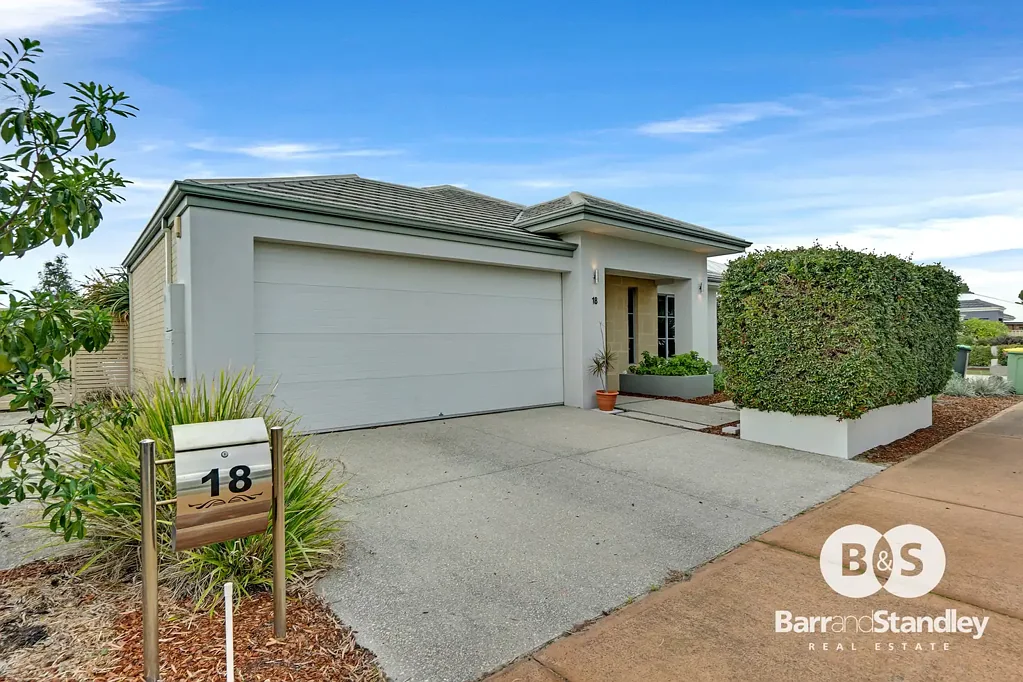 18 Glenelg Drive, Millbridge, WA 6232