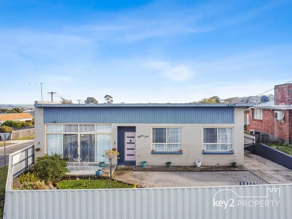 84 Tompsons Lane, Newnham, TAS 7248