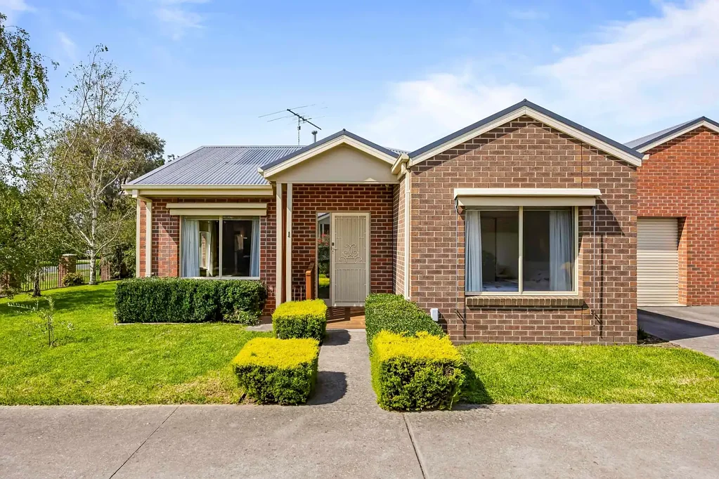 1/25 Roch Court, Ballan, VIC 3342