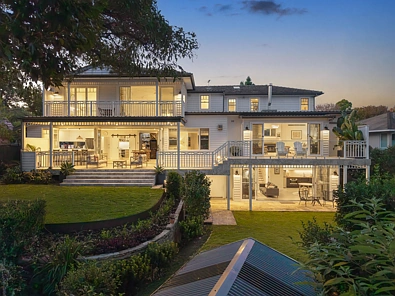 33A TELEGRAPH RD, PYMBLE NSW 2073, 5 침실, 4 욕실, House