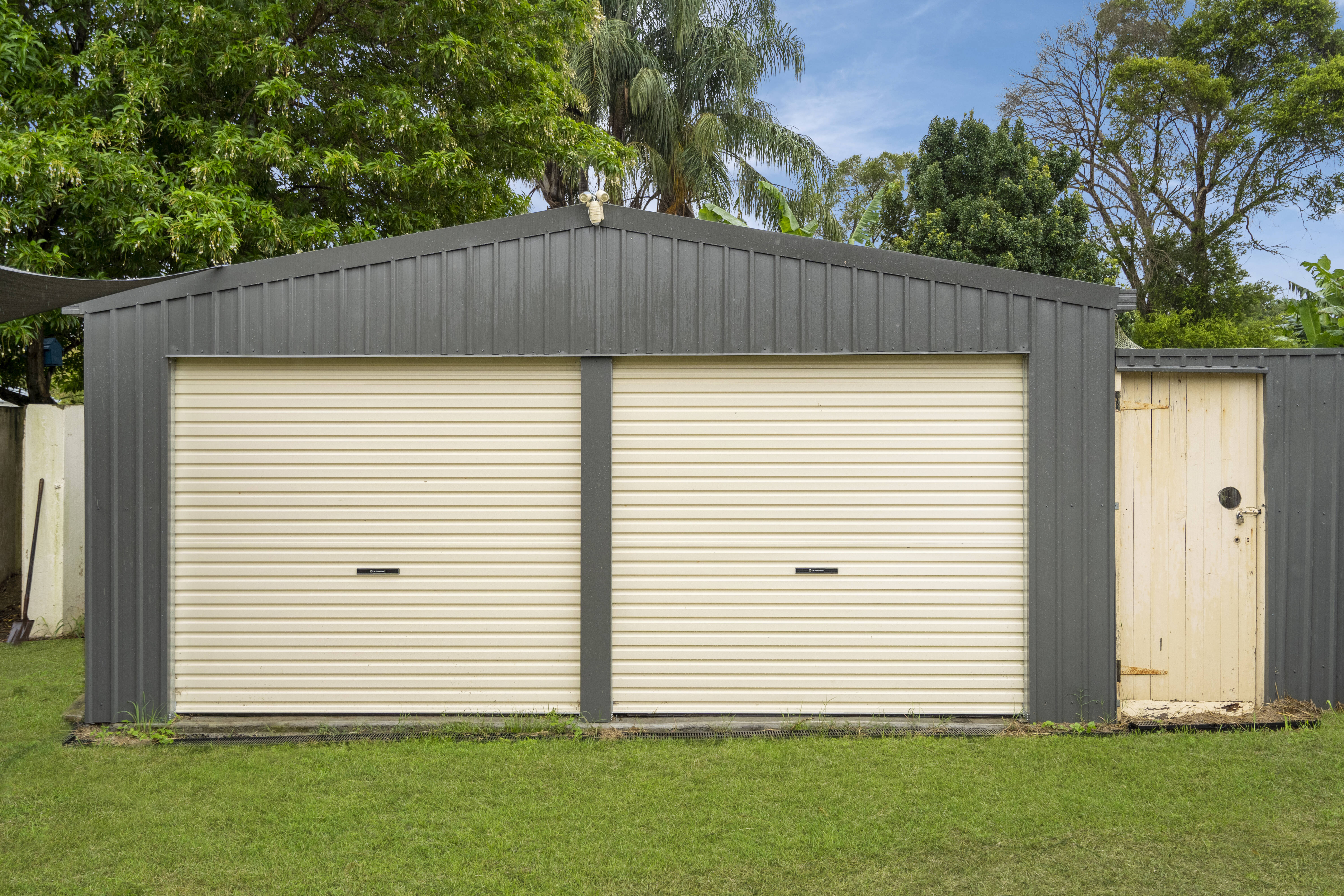 11 TOONGARRA RD, LEICHHARDT QLD 4305, 0 chambres, 0 salles de bain, House