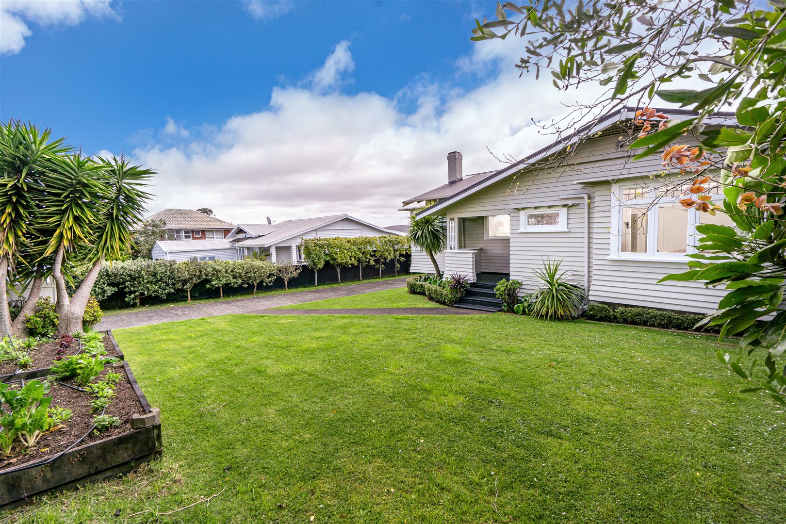 8 Westwell Road, Belmont, Auckland - North Shore, 3 Kuwarto, 0 Banyo