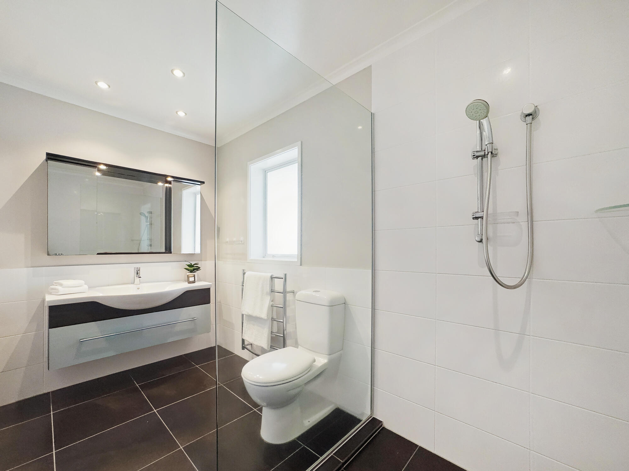 11 Holly Way, Sunnyhills, photo 19