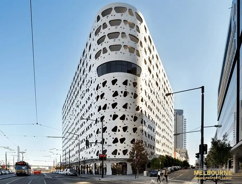 Modern Living in the Heart of Victoria Harbour