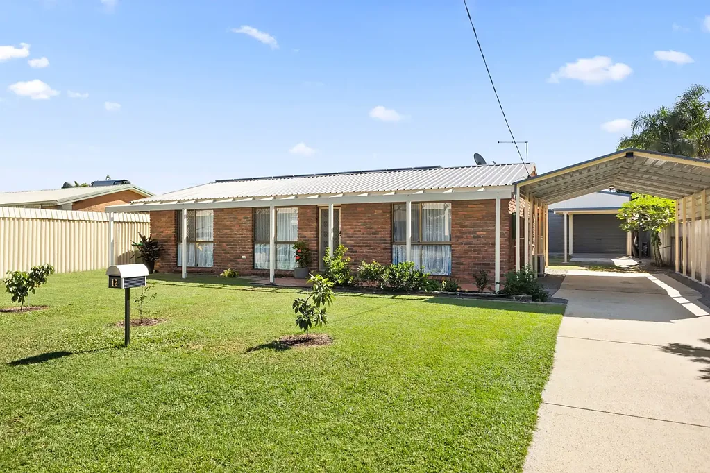 12 Moatah Drive, Beachmere, QLD 4510