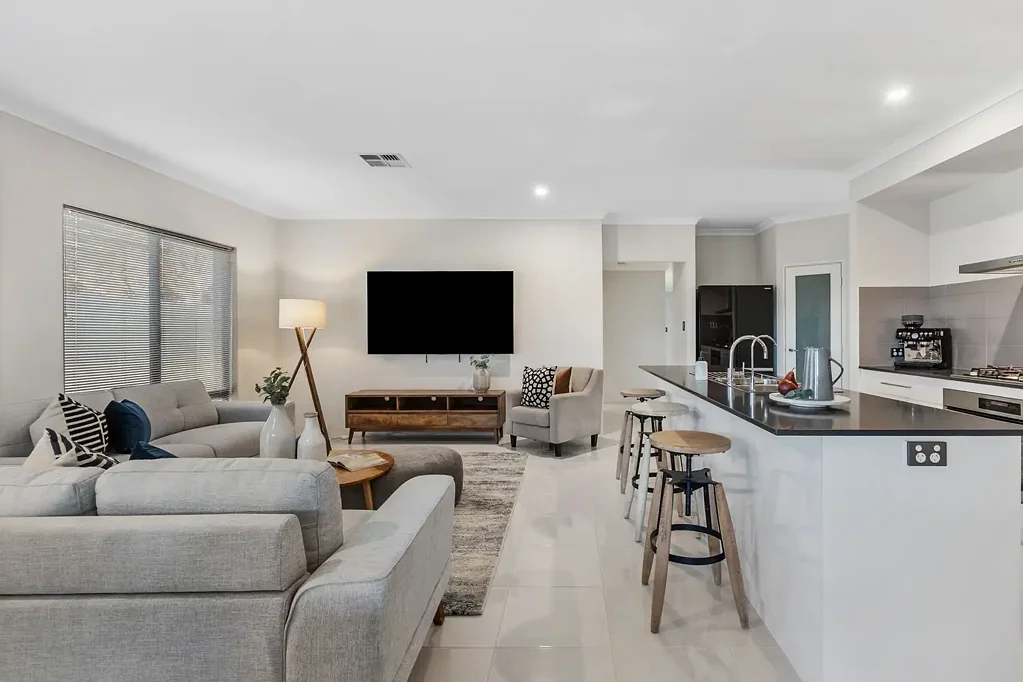 Alkimos 4غرفة نوم Dale Alcock built 4 bedroom 2 bathroom home on corner block
