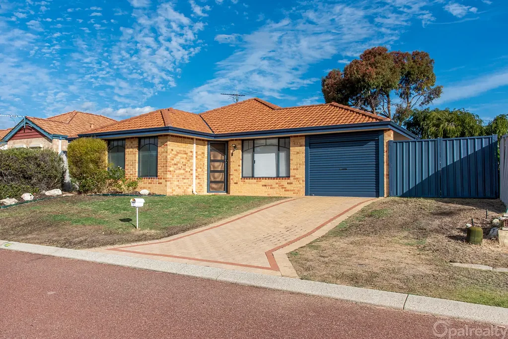 4 Carmana Lane, Warnbro, WA 6169