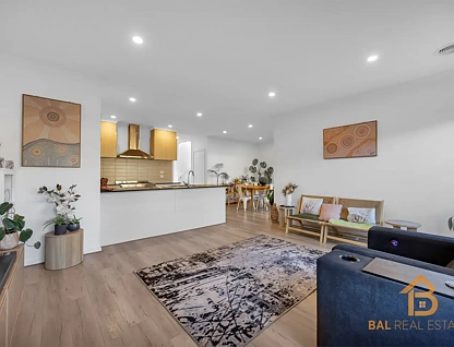 18 Hemsworth Road, Weir Views, VIC 3338, 5房, 2浴, House