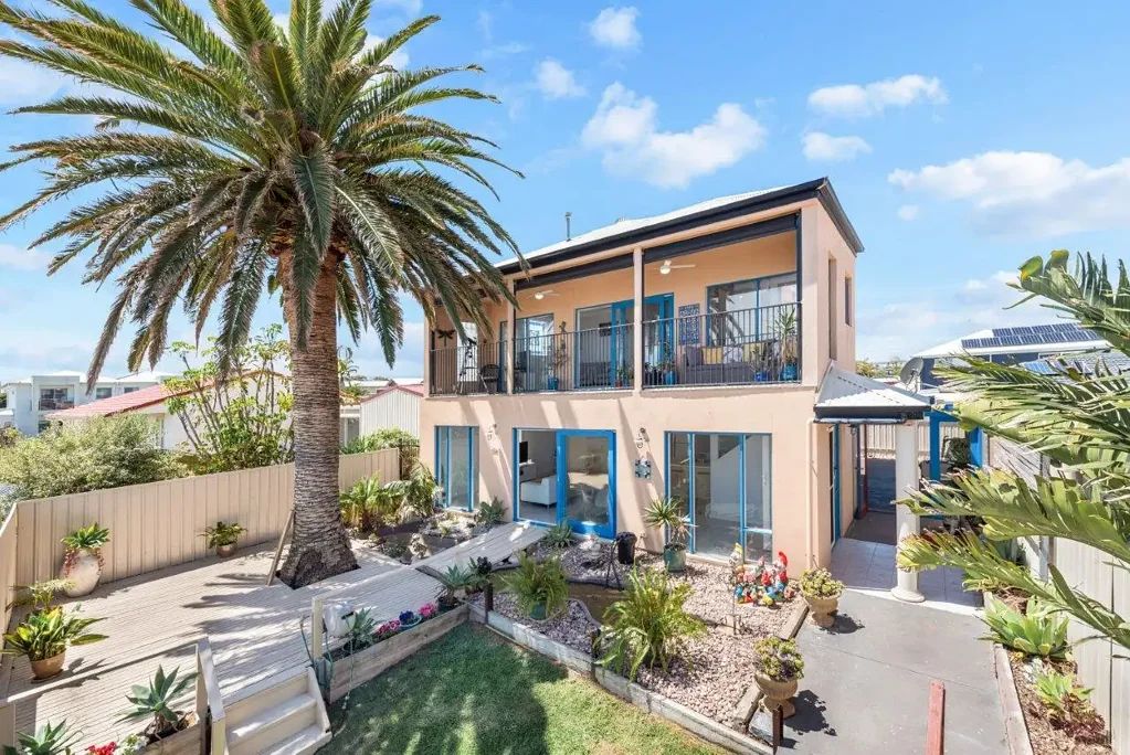 1A Protector Street, O'Sullivan Beach, SA 5166