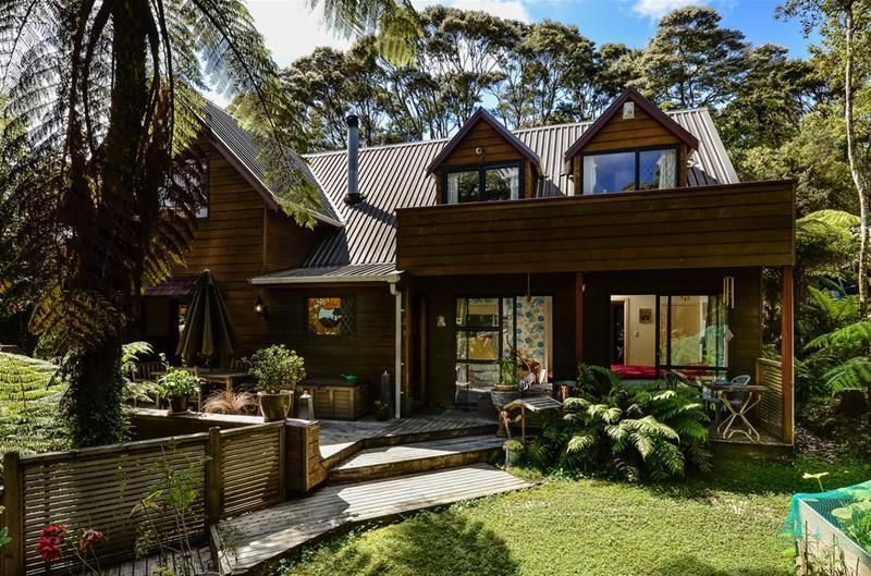 202 Mountain Road, Henderson Valley, Auckland - Waitakere, 4 rūma, 2 rūma horoi