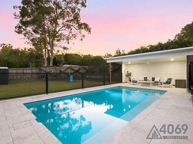 Bellbowrie 4 Bedroom Renovated Family Entertainer
