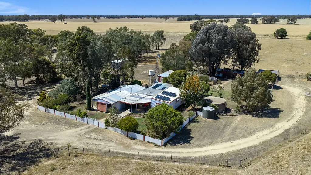 20 Ferris Street, Bearii, VIC 3641