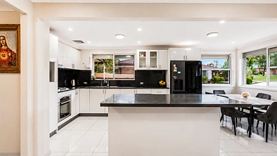 23 Dickens Road, Wetherill Park, NSW 2164, 5 Bedrooms, 3 Bathrooms, House