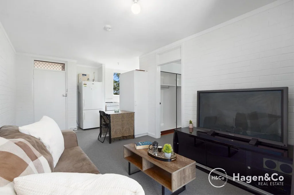 West Perth 1Kwarto Great Entry Level Buy!