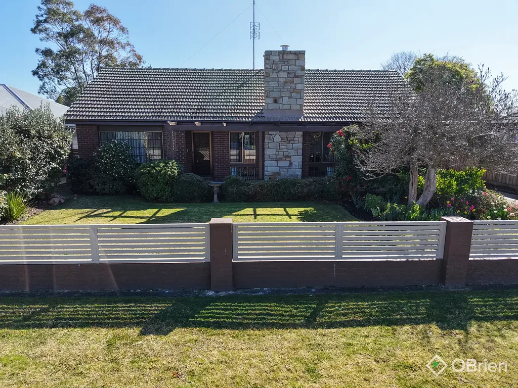 Bairnsdale 3 Bedroom Prime Pinnock Street Location!