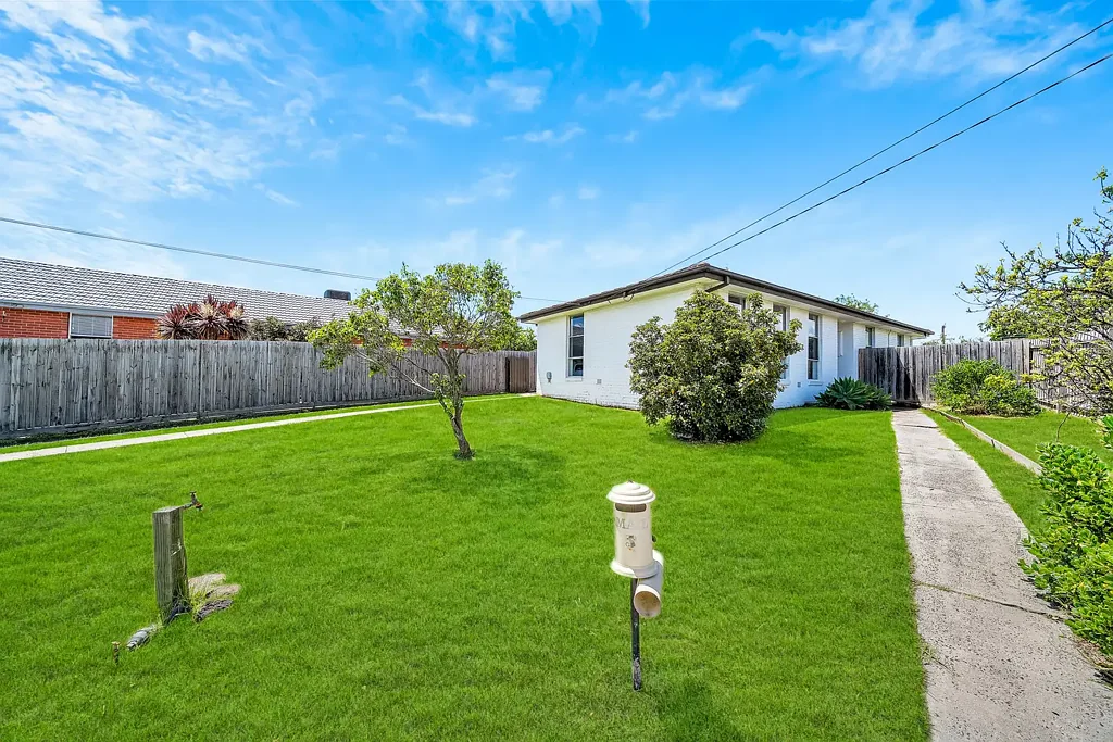 Broadmeadows 3房  Explore Your Options In A Court Locale