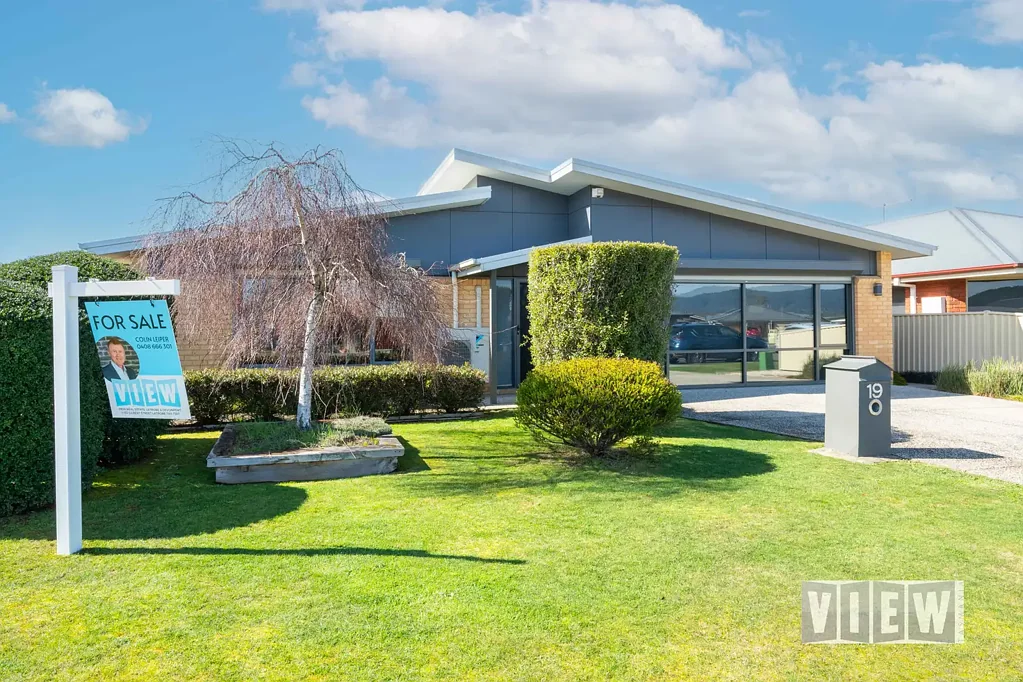 19 Earl Grove, Latrobe, TAS 7307