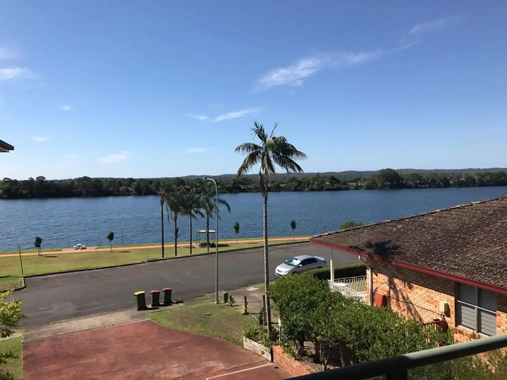 Two Bedroom Unit with Stunning Manning River Views