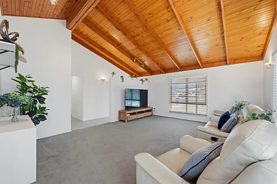 22 Cortes Drive, Thabeban, QLD 4670, 5 ਕਮਰੇ, 3 ਬਾਥਰੂਮ, House