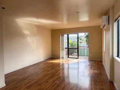 Three bedroom Townhouse in Albany