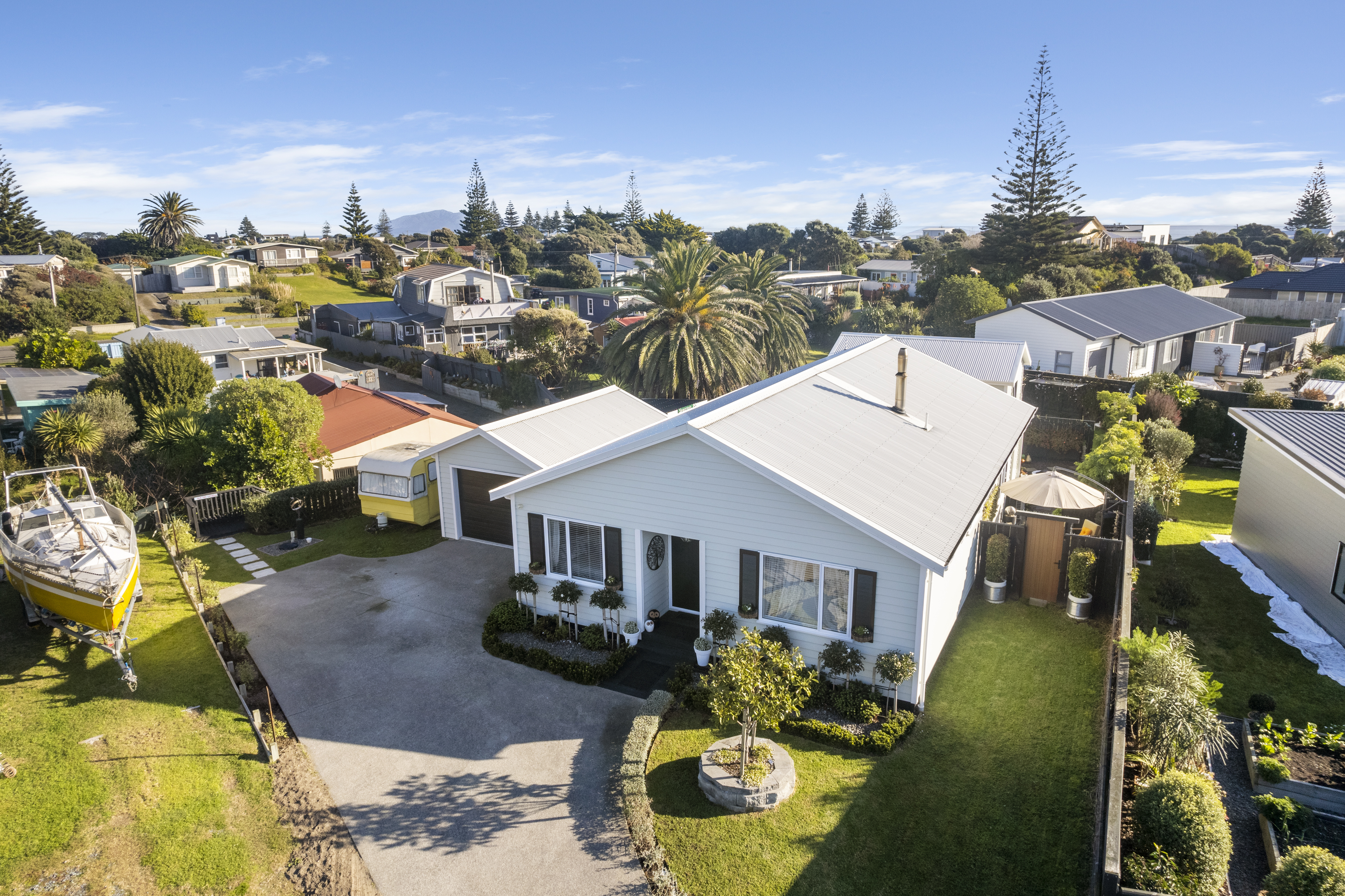 39 Seagrass Place, Otaki Beach, Kapiti Coast, 4 Bedrooms, 0 Bathrooms, Home & Income