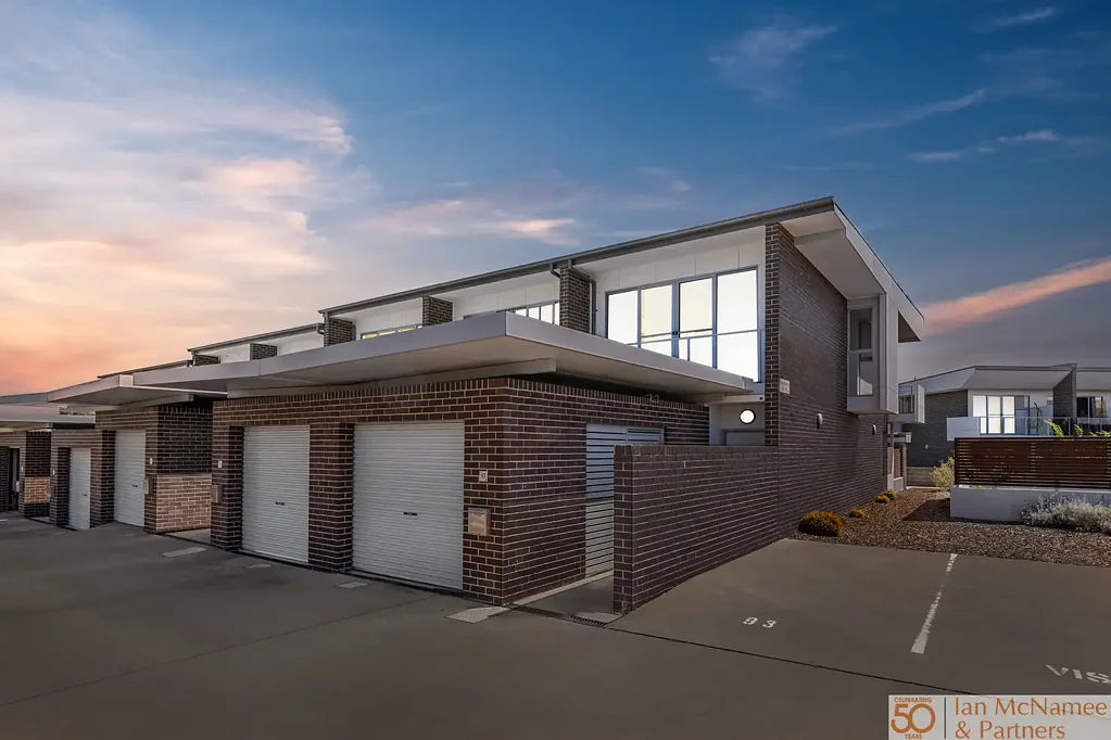 Queanbeyan 2غرفة نوم Elysium Townhouse Living at Its Best