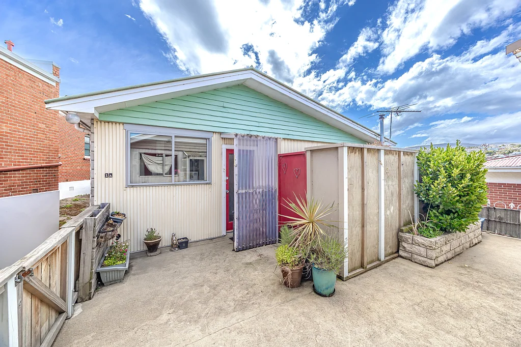 Mornington 2房  Tidy Townhouse in the Heart of Mornington