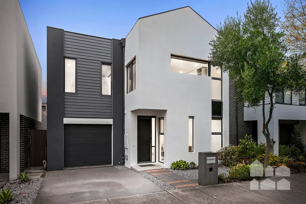 10 Hewitt Avenue, Footscray, VIC 3011