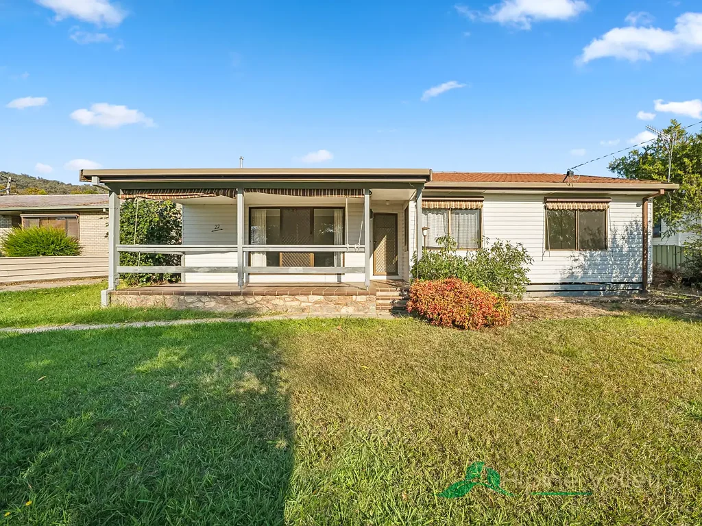 22 Lakeside Avenue, Mount Beauty, VIC 3699