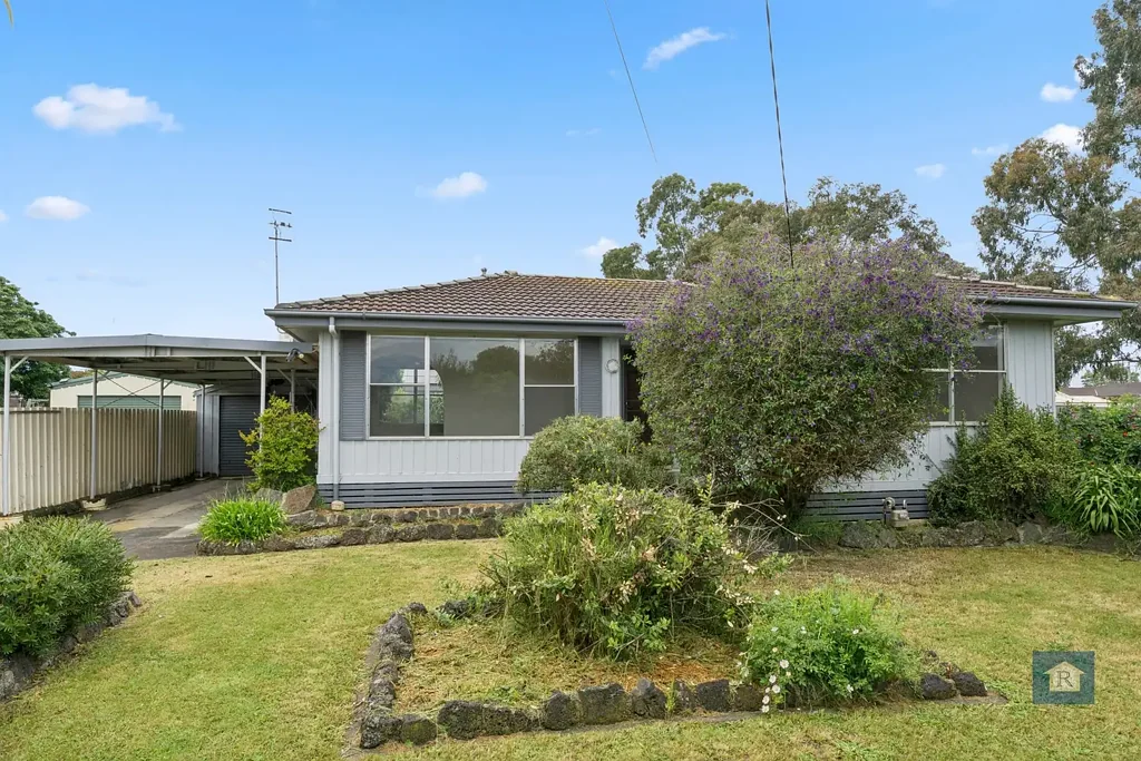 8 Sears Court, Colac, VIC 3250