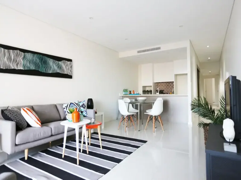Spacious 3-Bedroom Apartment with Views & Prime Location – 804/11-17 Woodville St, Hurstville