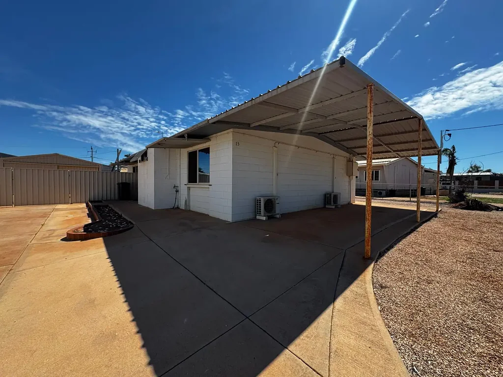 A spacious, low-maintenance block home- Furnished- Available now !