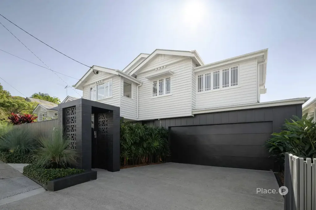 Coorparoo 5Kwarto Breezy Elevation and Prestigious Coorparoo Position