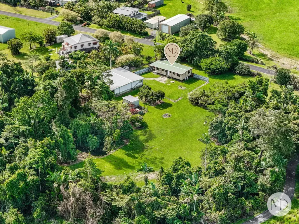 34 Gibson Road, Bombeeta, QLD 4871