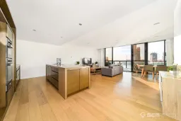 65M/9 Waterside Place, Docklands