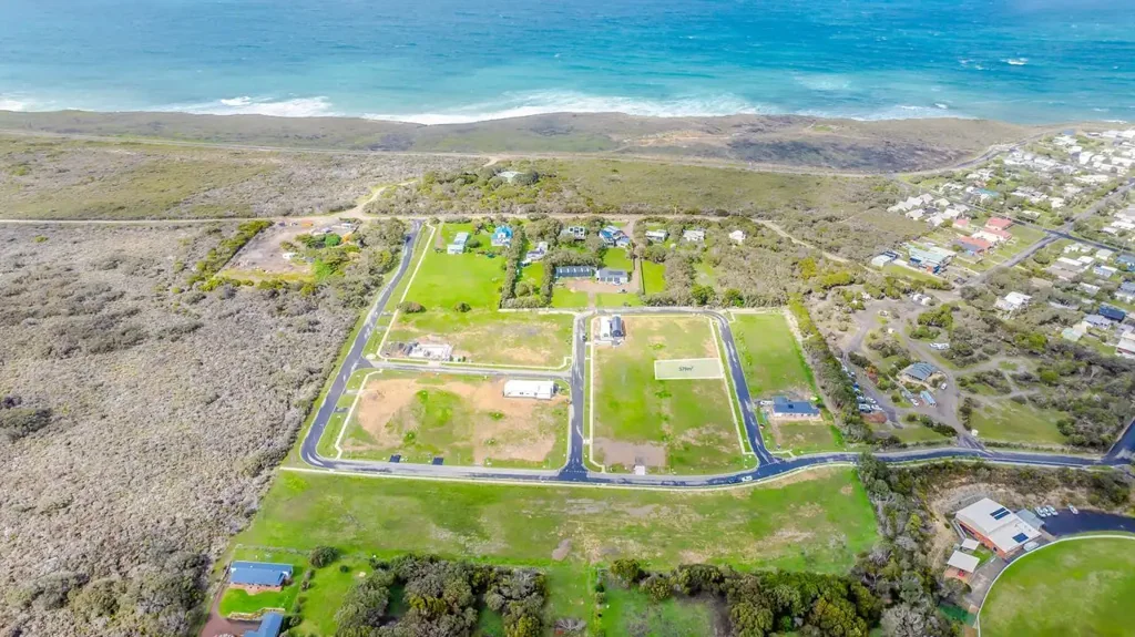 Port Campbell Experience Coastal Serenity and Sustainable Living at Arches, Port Campbell