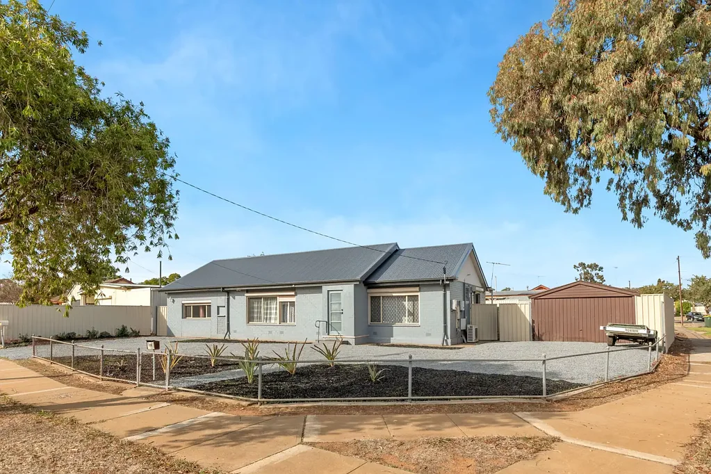 Davoren Park 5房  Stylish Surprise On Stapleton Street!