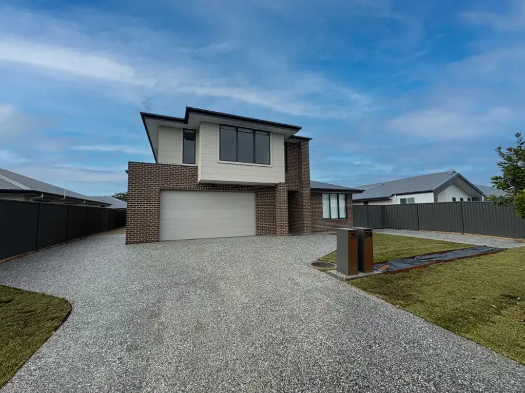 BRAND NEW HOME IN MOONEE ESTATE