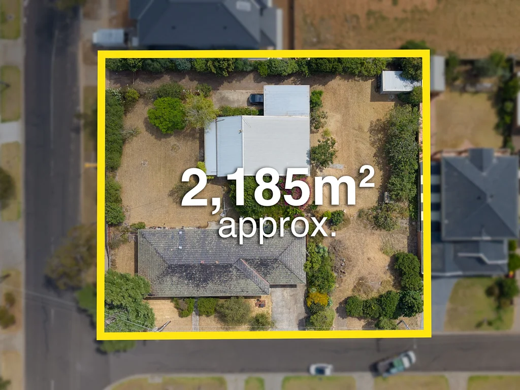 Werribee 7Habitaciones Amazing investment or development potential (STCA) !