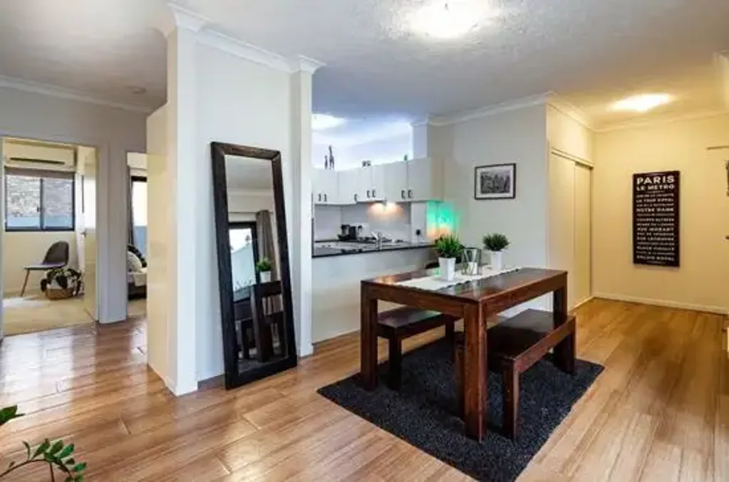 Spacious Top-Floor Apartment in the Heart of Teneriffe