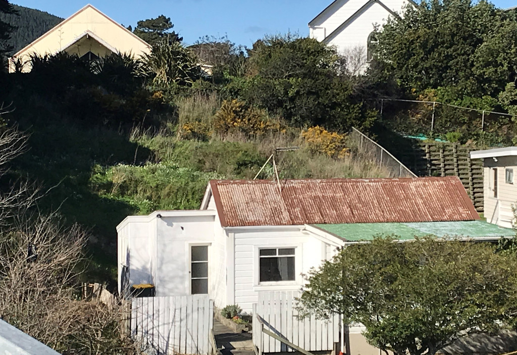 1 Titahi Bay Road, Porirua, Porirua, 3 ห้องนอน, 1 ห้องน้ำ