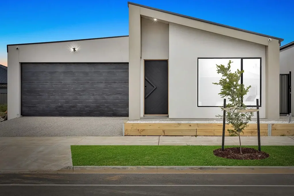 719 Grand Boulevard, Mickleham, VIC 3064