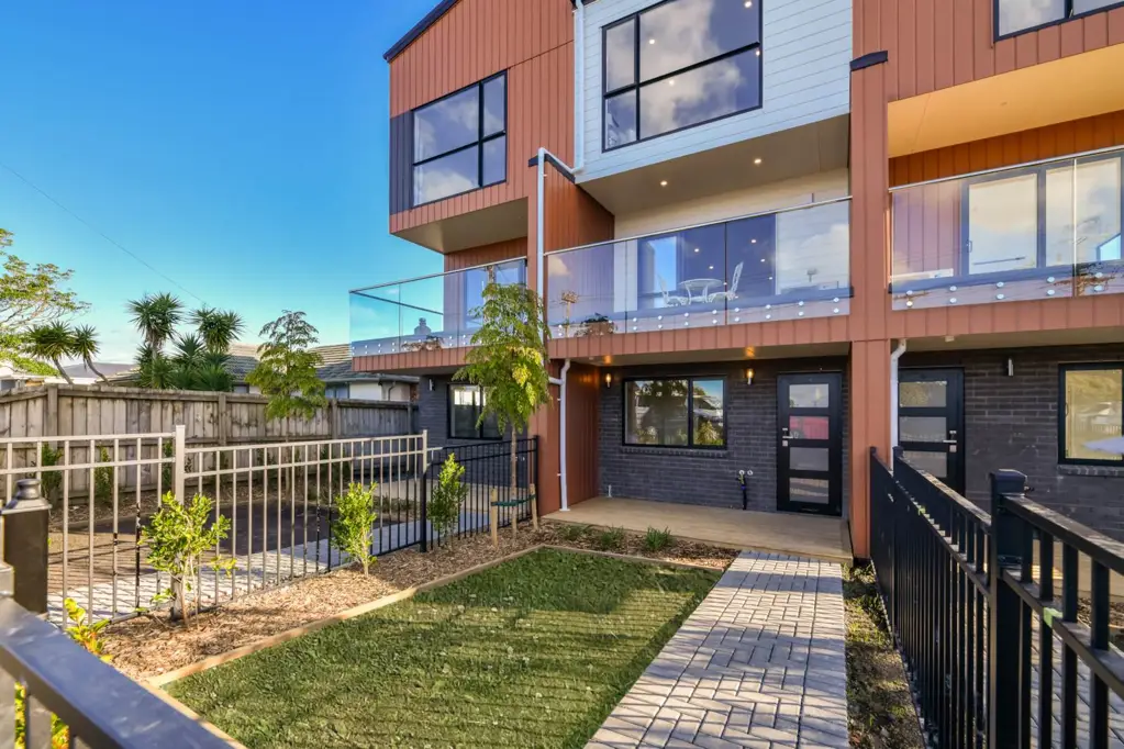 Te Atatu Peninsula 3ਬੈੱਡਰੂਮ Parkside and Convenience!
