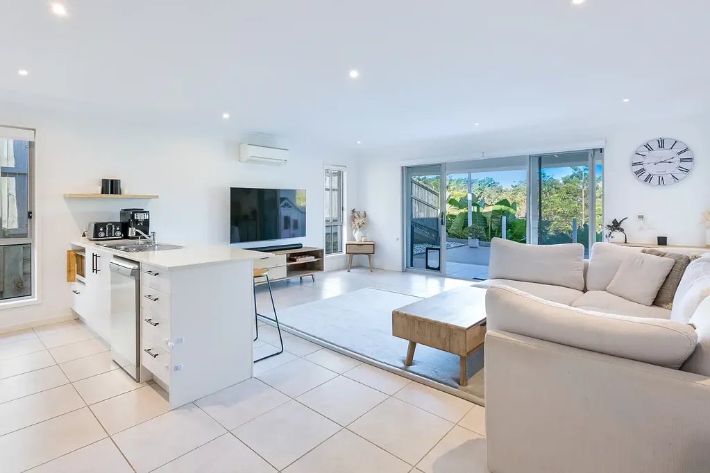 Upper Coomera 4 Bedroom Elevated Family Living with Parkland Views in Highland Reserve