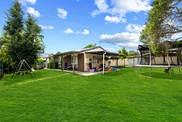 18 Acacia Street, Deception Bay