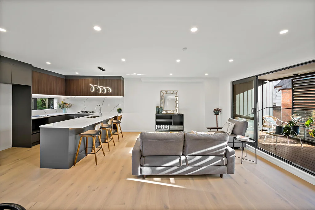 Greenlane 4 Slaapkamer Walk to Everything - Incredible Value - DGZ
