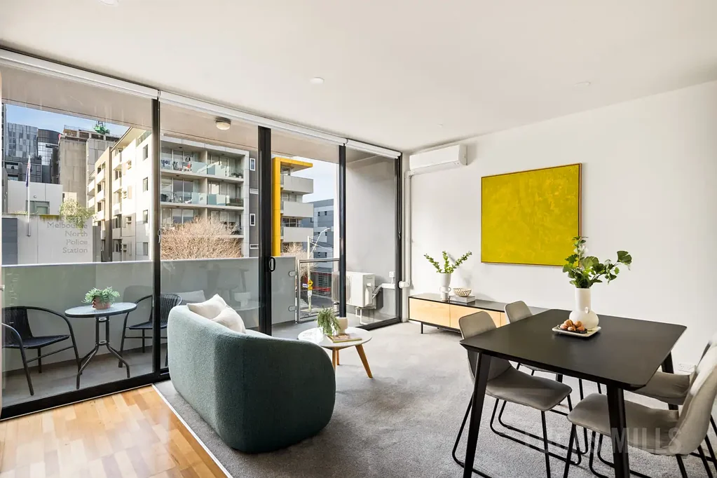 North Melbourne 1房 极致的市中心便利 Expressions of Interest Closing Monday 7th September at 5 PM