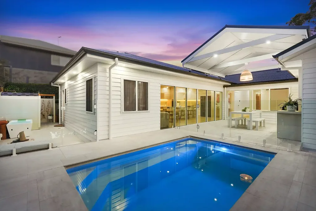 Bateau Bay 4 Bedroom A Private Coastal Sanctuary of Exceptional Quality