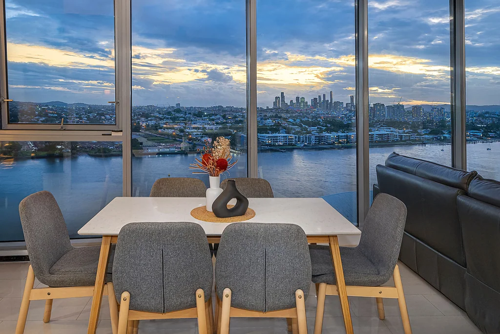 11705/8 Harbour Road, Hamilton, QLD 4007