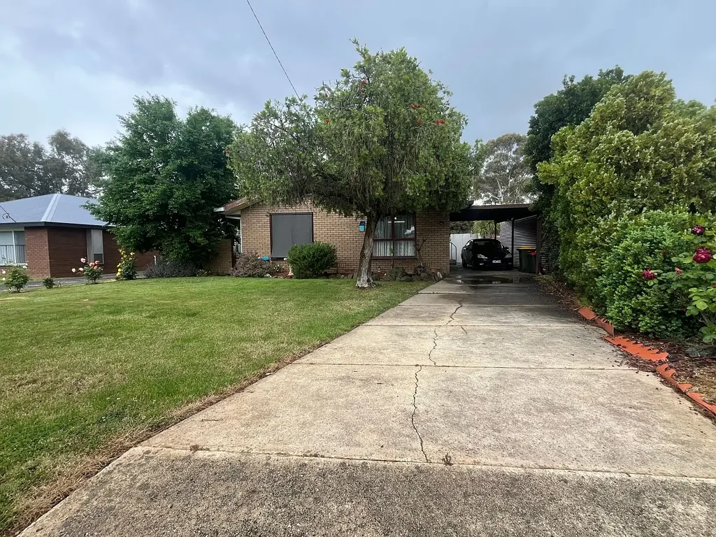 THREE BEDROOM HOUSE IN MARYBOROUGH